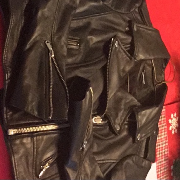 Lamarque softest leather and fully lined motorcycle jacket. - Picture 4 of 4